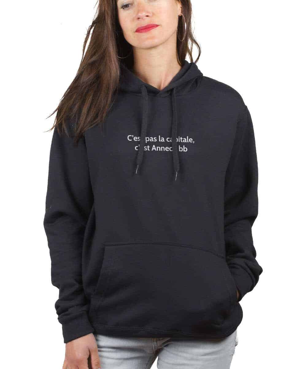 SWEAT FEMME : C'EST PAS LA CAPITALE, C'EST ANNECY BB – Image 2