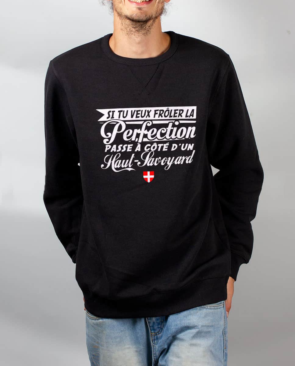 PULL HOMME : FRÔLE LA PERFECTION PASSE À CÔTÉ D’UN HAUT SAVOYARD – Image 2