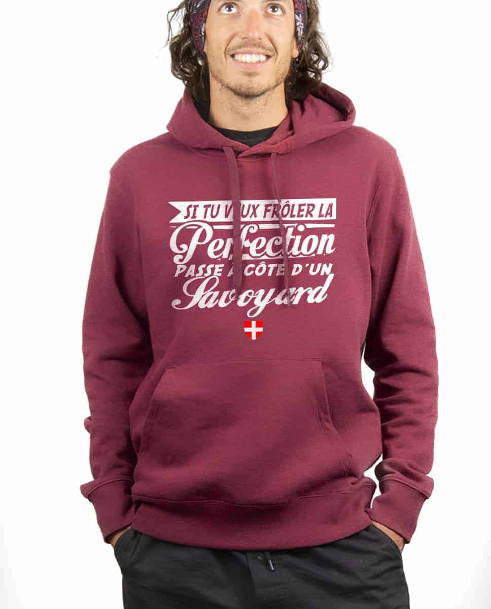 SWEAT HOMME : FRÔLE LA PERFECTION PASSE À CÔTÉ D'UN SAVOYARD – Image 9