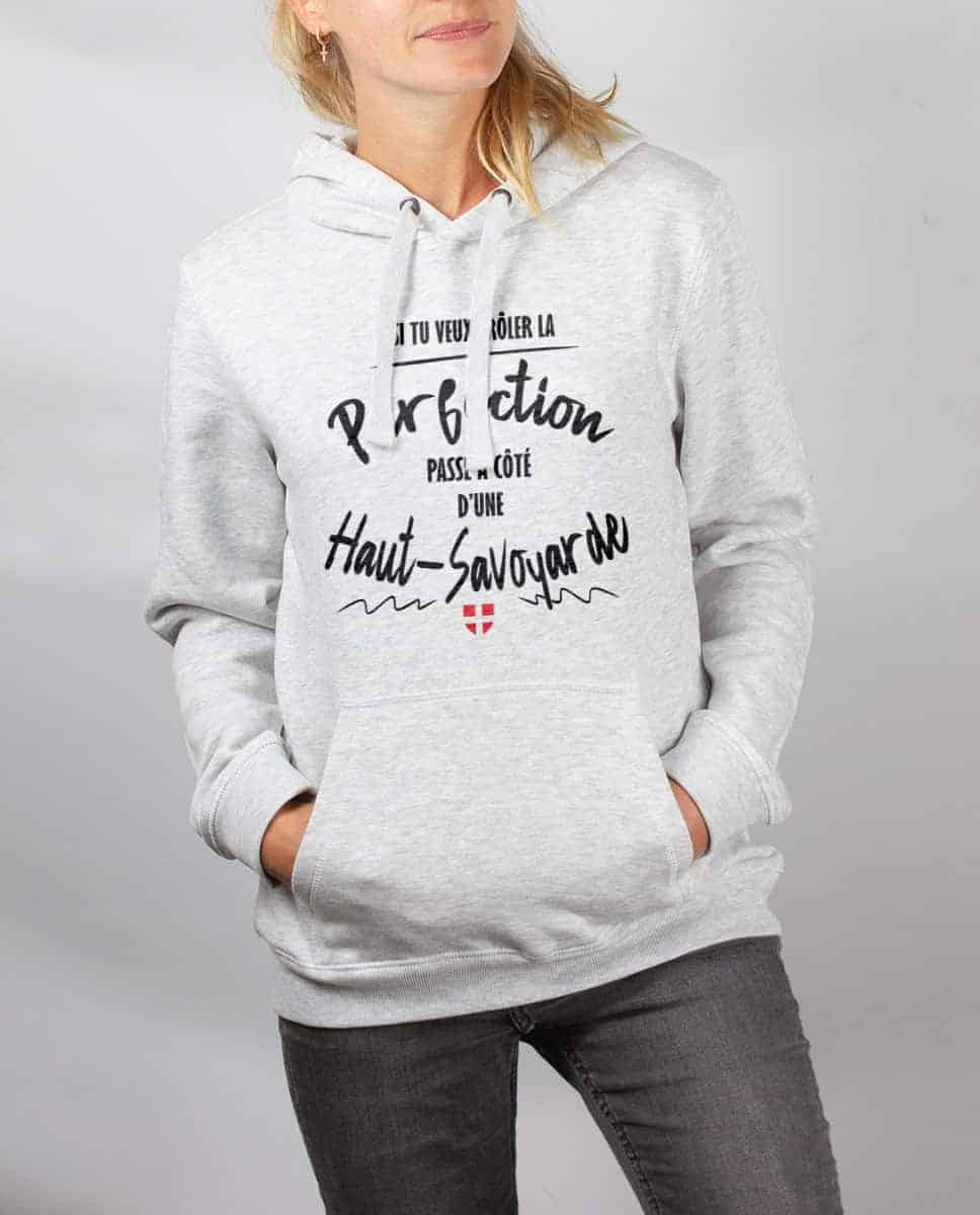 SWEAT FEMME : FRÔLE LA PERFECTION PASSE À CÔTÉ D'UNE HAUT SAVOYARDE – Image 3
