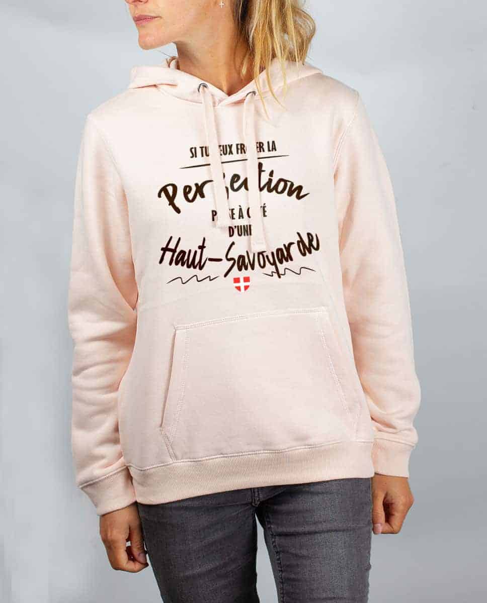 SWEAT FEMME : FRÔLE LA PERFECTION PASSE À CÔTÉ D'UNE HAUT SAVOYARDE – Image 2