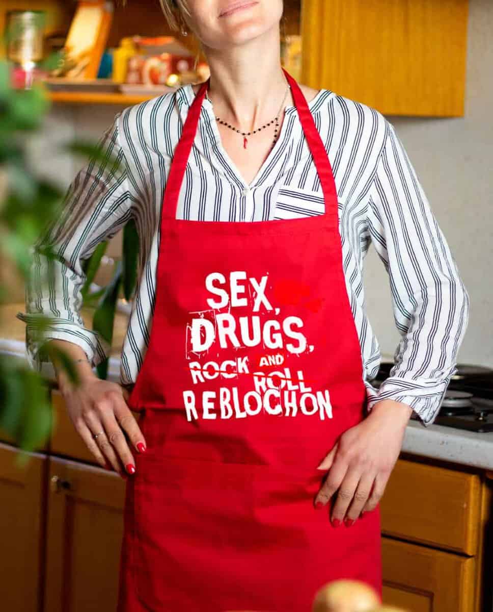 TABLIER SAVOIE : SEX DRUGS AND REBLOCHON – Image 4
