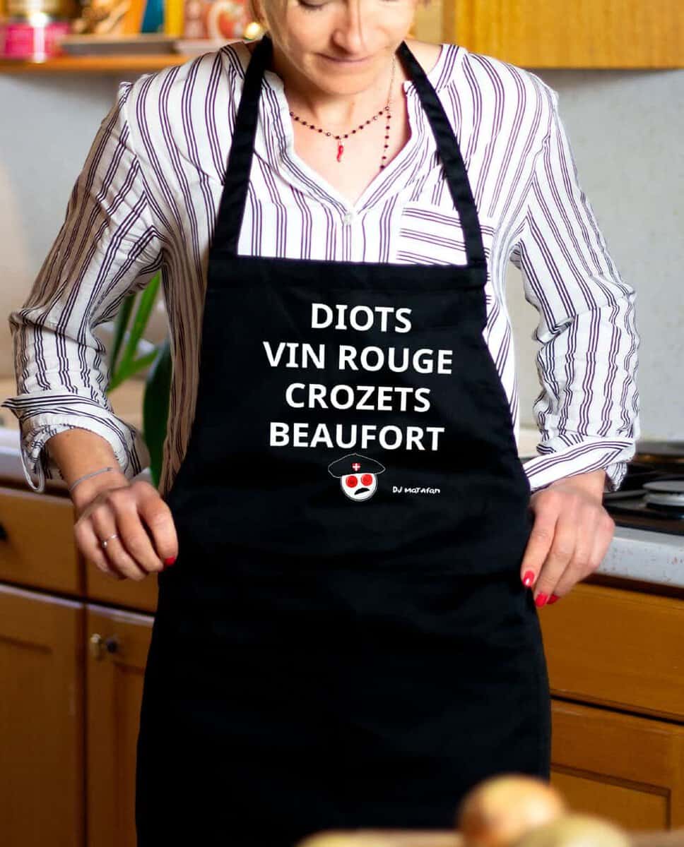 TABLIER SAVOIE : DIOTS VIN ROUGE CROZETS BEAUFORT – Image 3
